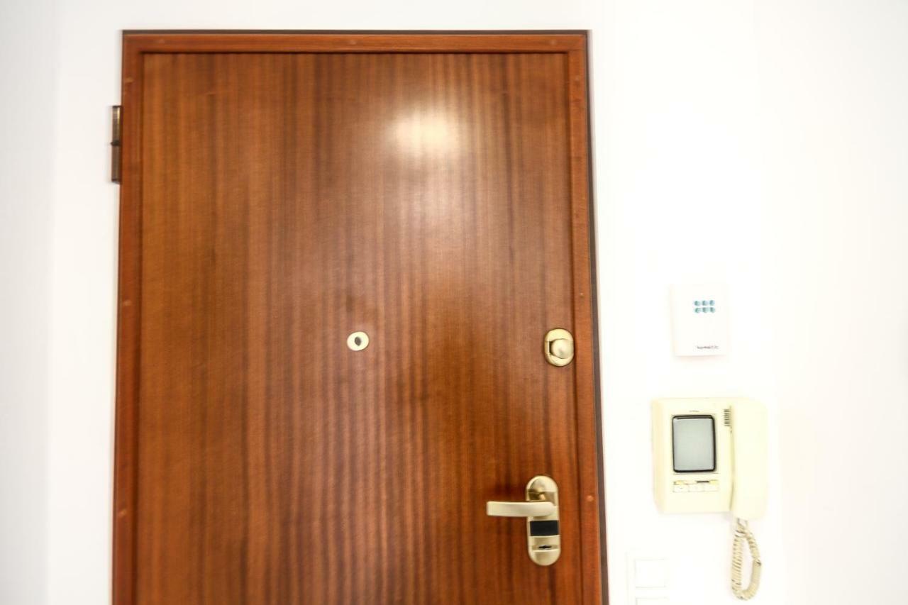 Apartamento Tejo Cacilhas Εξωτερικό φωτογραφία